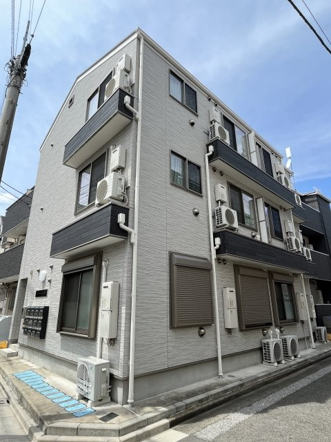 マーレ五反野の外観