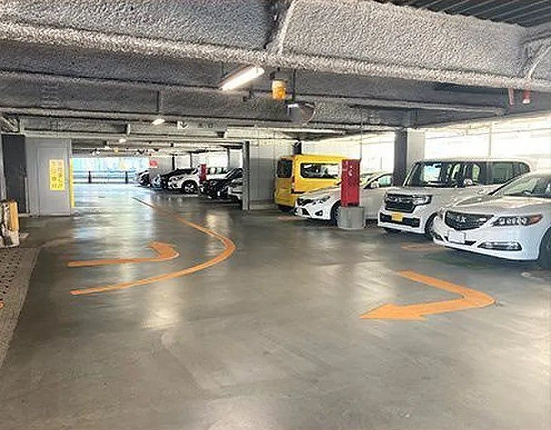 アクティ汐留の駐車場