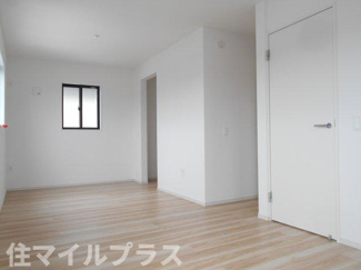 【洋室】 | 郡山市富久山町福原新築一戸建て4棟 | 広々とした洋室です