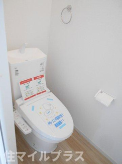 【トイレ】 | 郡山市富久山町福原新築一戸建て4棟 | シンプルで使いやすいトイレです