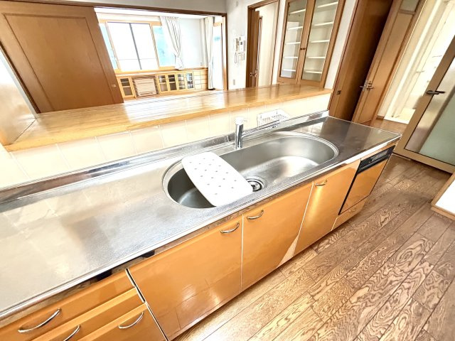 淡路市仮屋戸建のキッチン