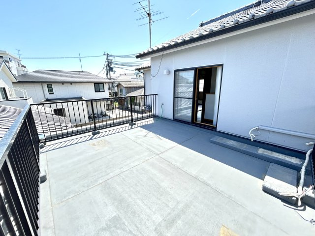 淡路市仮屋戸建のバルコニー