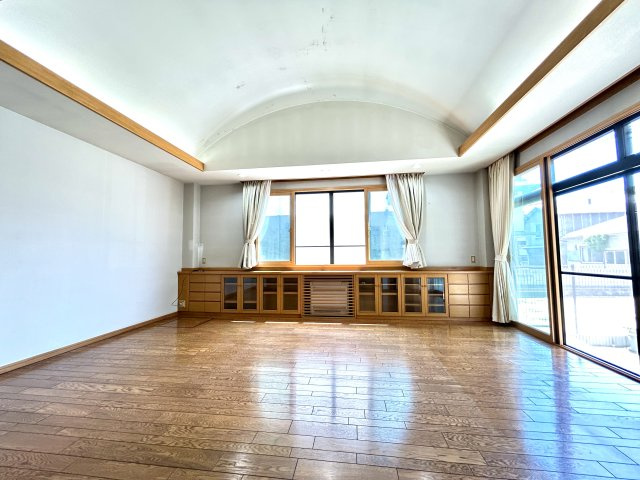 淡路市仮屋戸建の居間・リビング