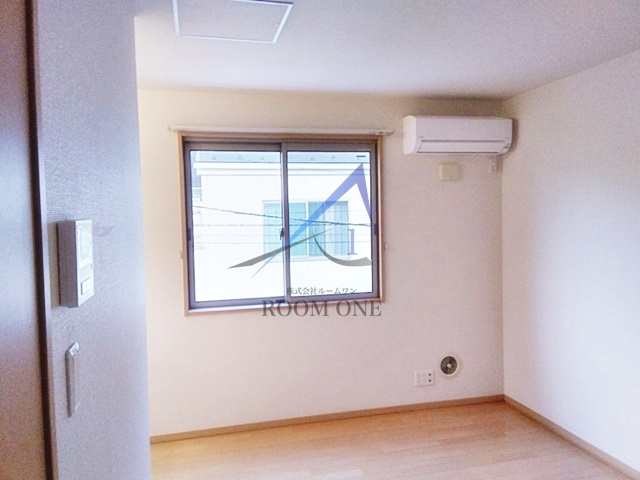 CREAの居間・リビング|洋室のお部屋です。