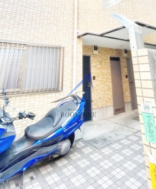 アーバン北新宿のエントランス|エントランスです。