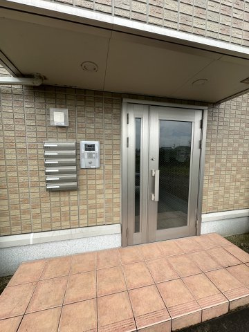 メゾンあざぶ B棟のエントランス