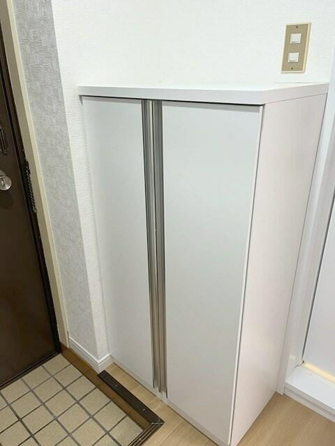 シューズボックス