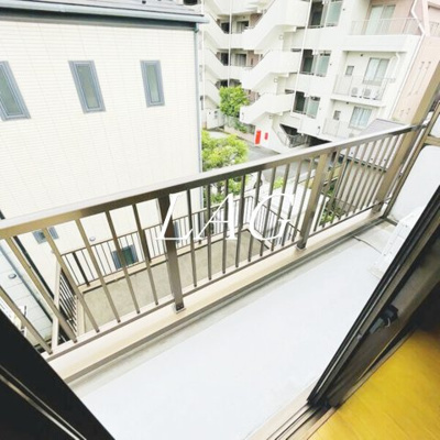 【バルコニー】 | アクシス西新宿 | バルコニーです。