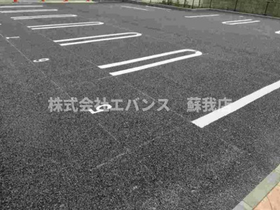 【駐車場】 | フルーリール | 駐車場があります