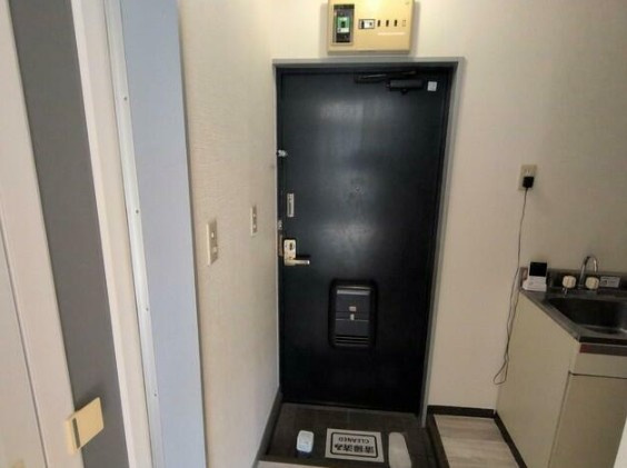 ヴェルメゾン船橋の玄関