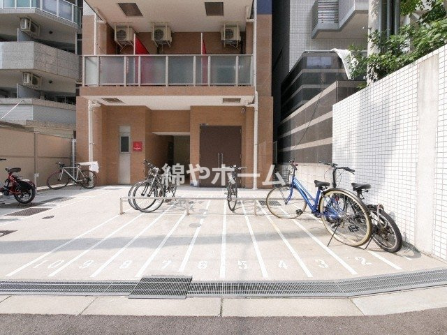 グランパシフィック天満橋の玄関|きれいな玄関です