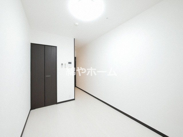 グランパシフィック天満橋の洋室|ゆったりした洋室です
