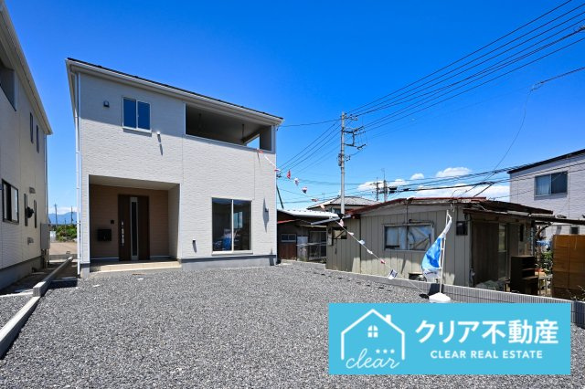 【駐車場】 | 桐生市広沢町第18　クレイドルガーデン | 広々としたお庭でバーベキューやガーデニングも楽しめます♪