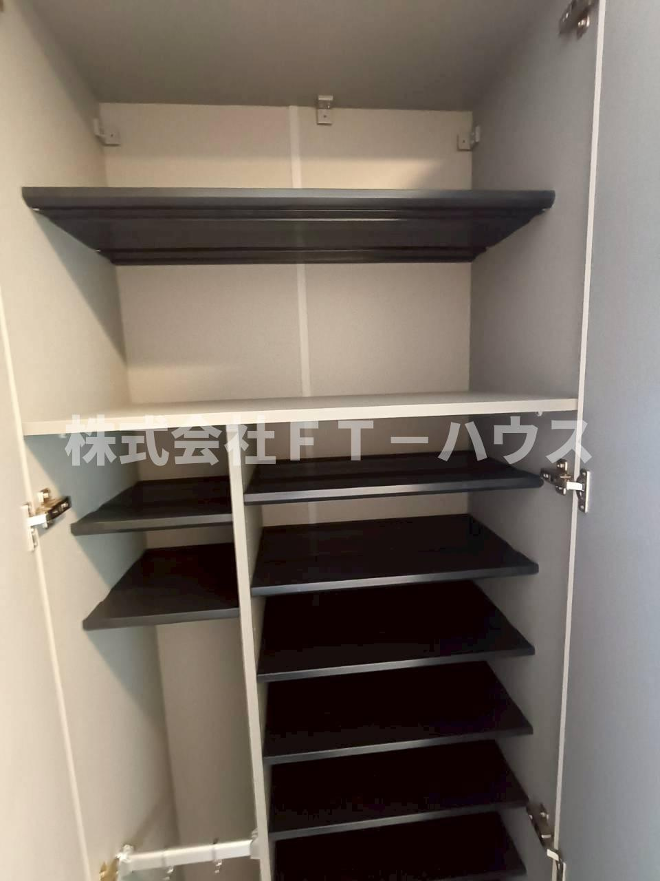 ケイディーエックスレジデンス原木中山の収納