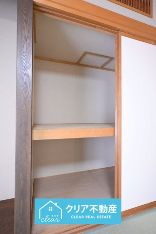 【収納】 | 桐生市菱町2丁目　中古住宅 | 和室の収納は大容量でお部屋もスッキリ片付きます♪