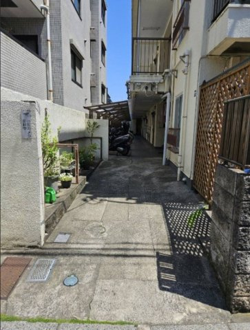 【エントランス】 | リヴインときわ台 | 清廉とされたエントランスになっています。