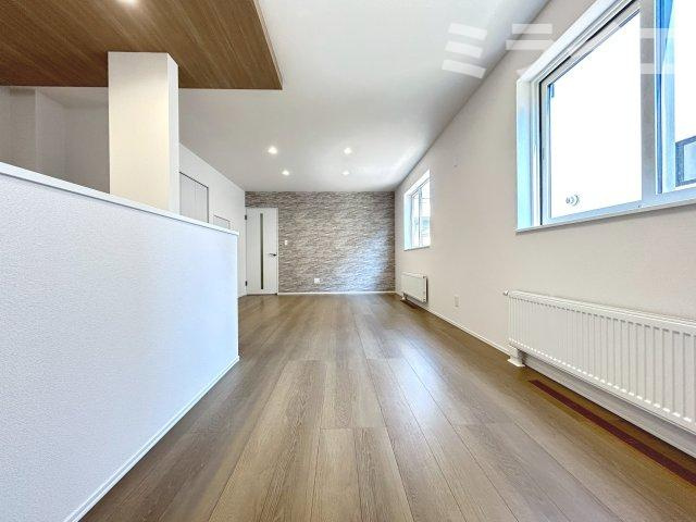 【新築戸建】札幌市手稲区富丘2条5丁目2棟の居間・リビング|同仕様物件