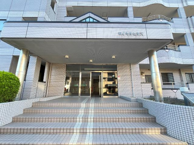ロイヤルヒルズの外観|外観写真（昼）