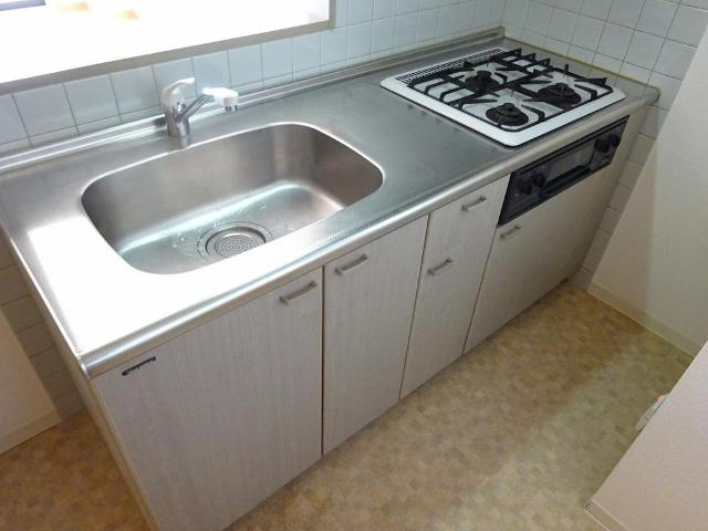 ロイヤルヒルズのキッチン|システムキッチン