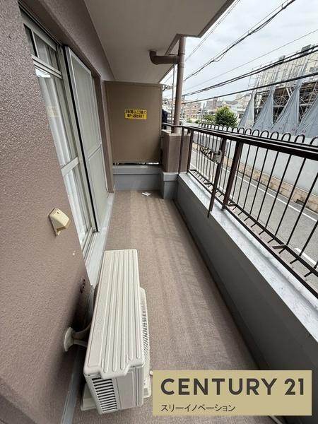ドムール北市岡のバルコニー