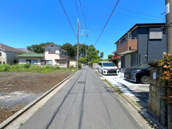 横浜市瀬谷区二ツ橋町の売地の前面道路含む現地写真|前面道路