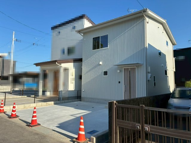「耐震等級3×高気密高断熱」南国市大そね甲　新築一戸建ての外観|※2026年5月31日撮影。
