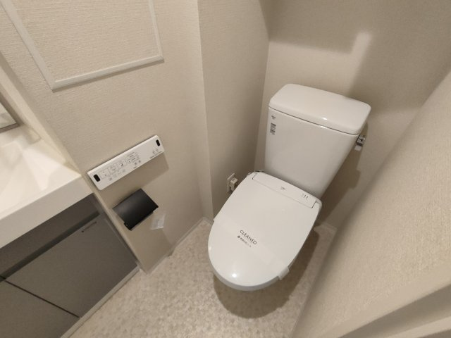 【トイレ】 | ラティエラ横濱六角橋