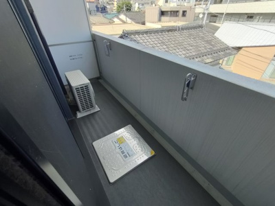 【バルコニー】 | ラティエラ横濱六角橋