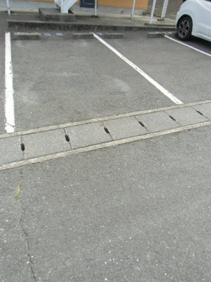 【駐車場】 | ハイツまるなか