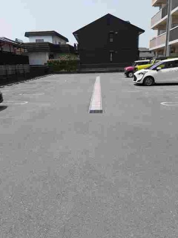 インター久留米ＳＵＲの駐車場
