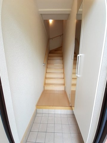 ユア　スペースの玄関