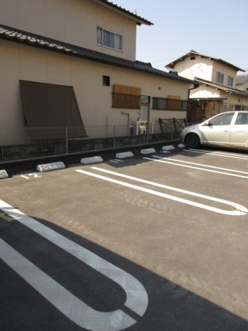 ｒｉｖｅｒ　ｓｉｄｅはるか　Ｃの駐車場
