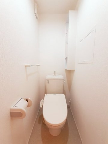 アザレアのトイレ