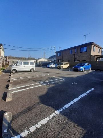 サニーヴィラ・Ｎ　Ｂの駐車場