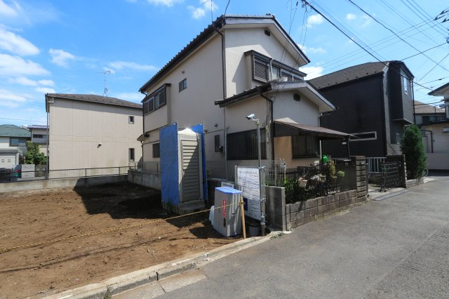 【Heartfull Town】西東京市芝久保町１丁目475番の外観|浴室乾燥機が標準装備のバスルーム。雨の日のお洗濯はもちろん、花粉対策や防カビにも役立ちます♪
