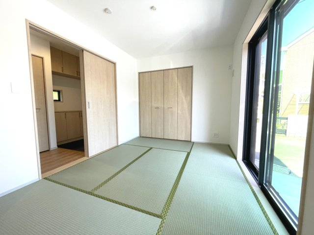 岡山市中区福泊　戸建の和室|南向きのため明るい和室です。