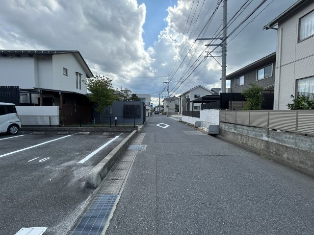 ベル　ルージュの周辺