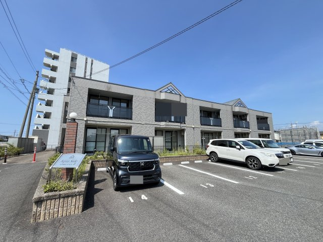 アクアサイド　Ｂ棟の駐車場