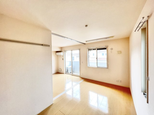 ラプリマさくら坂の内装|※別部屋参考写真