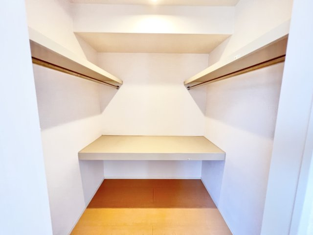 ラプリマさくら坂の収納|※別部屋参考写真
