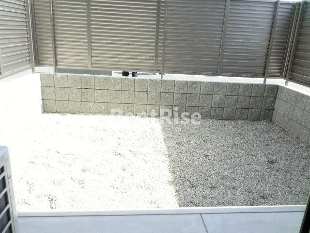 フォンターナ１０７（ｆｏｎｔａｎａ１０７）の庭