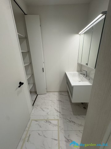 藤沢市高倉　新築戸建　全１棟の脱衣所