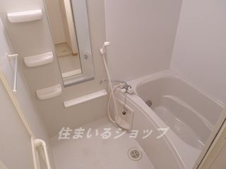 ハーモニーの浴室|追い焚き・浴室暖房乾燥機あり