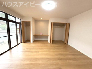 【洋室】 | 岐阜市古市場！再生住宅！水回りすべて新品交換！敷地広々108坪！お車5台以上可能！ | 岐阜市古市場！再生住宅！水回りすべて新品交換！敷地広々108坪！お車5台以上可能！