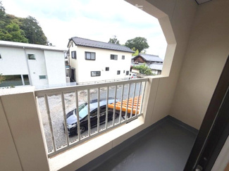 【バルコニー】 | 岐阜市古市場！再生住宅！水回りすべて新品交換！敷地広々108坪！お車5台以上可能！ | 岐阜市古市場！再生住宅！水回りすべて新品交換！敷地広々108坪！お車5台以上可能！