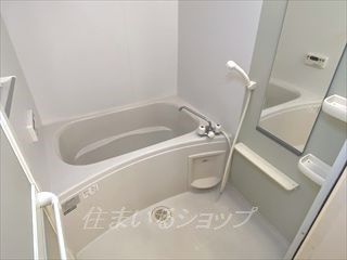 Ｆａｉｒｙ　Ｐｒｏｍｅｎａｄｅの浴室|追い焚き・浴室暖房乾燥機あり
