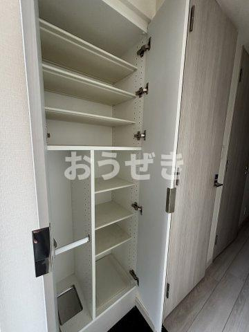 プレサンス横浜大通り公園の収納