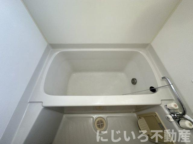 メゾンドゥボヌールBの浴室
