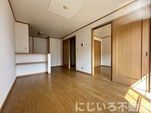 メゾンドゥボヌールBの居間・リビング