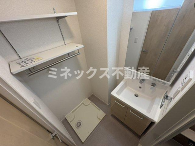 【内装】 | サンライズ江平中町 | 同タイプのお部屋の写真。現況を優先します。